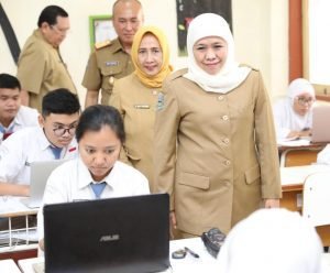 SMA Jatim gubernur