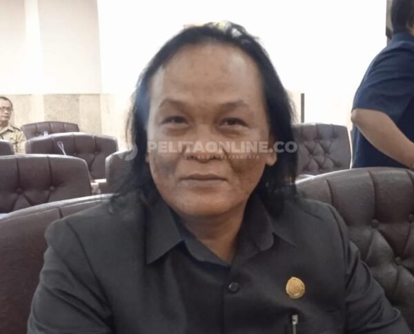 Hadi Supa'at sekretaris fraksi PDI Perjuangan Jember